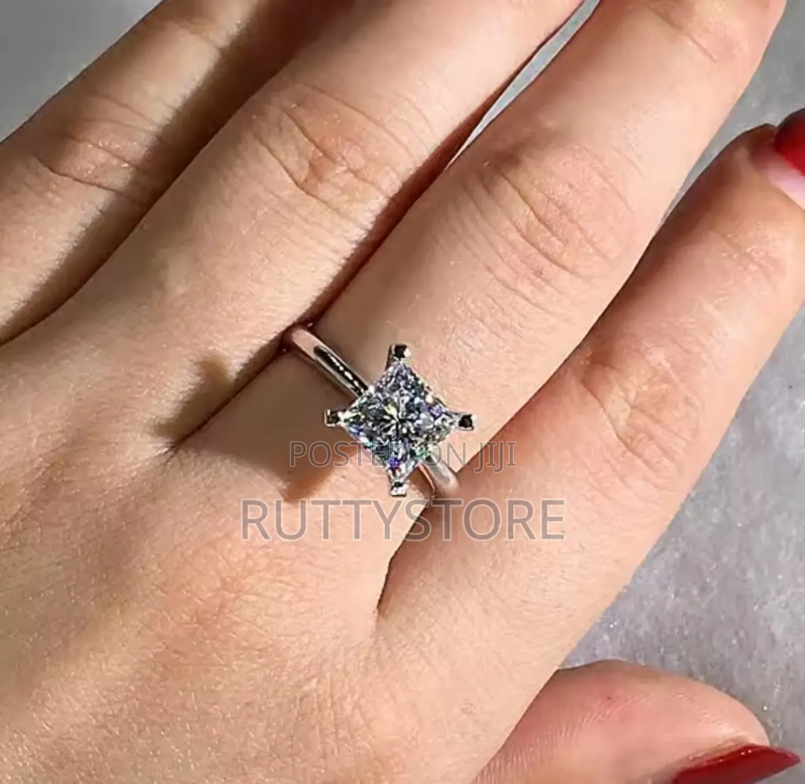 Crystal Claw Promise Ring (Free Case)