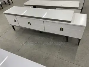 Wooden Tv Stand With a Drawer