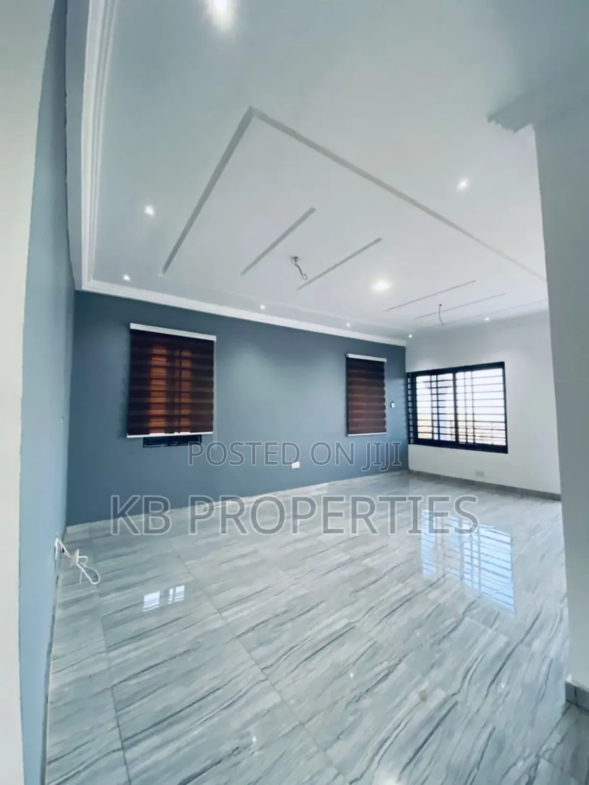 4bdrm Duplex in Kb Properties, East Legon for sale