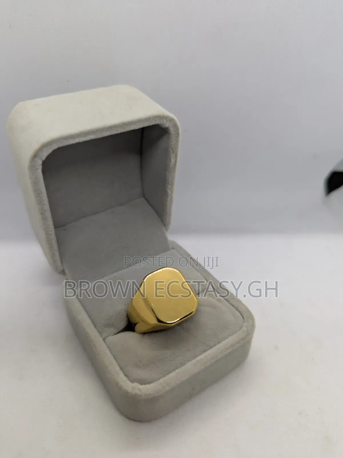Glossy Plain Signet Rings