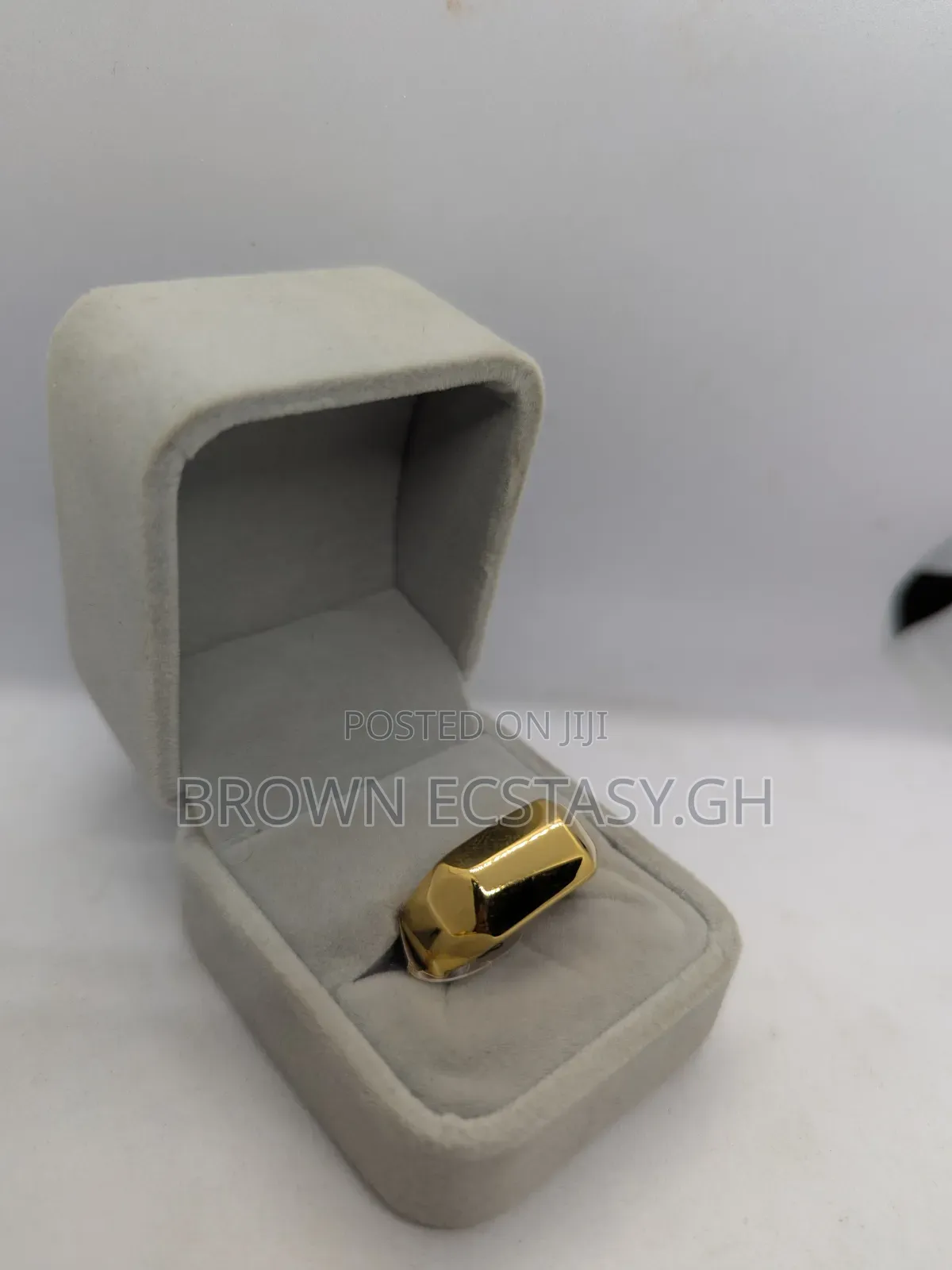 Glossy Plain Signet Rings