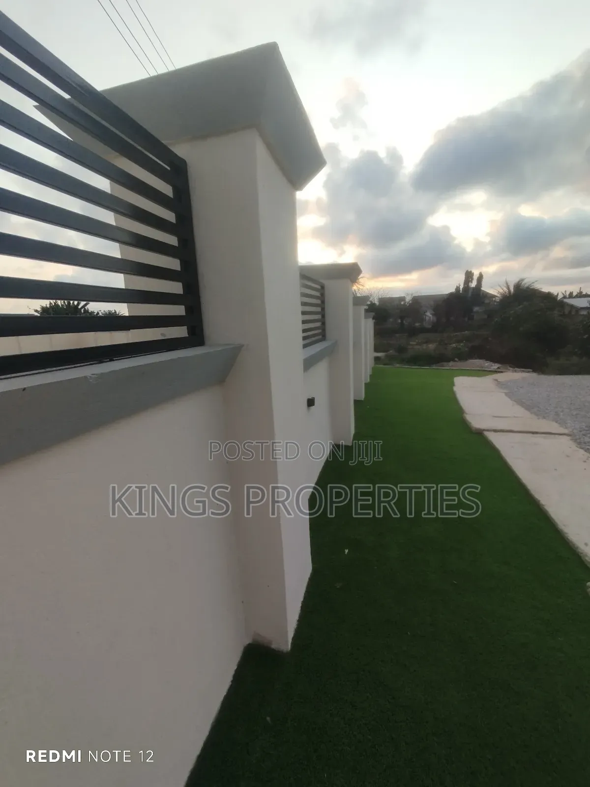 2bdrm Apartment in Iron City, Ngleshie Amanfro for rent