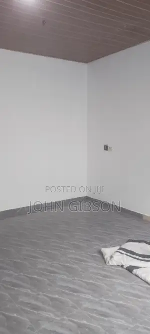 1bdrm Apartment in Amanfrom, Frafraha for rent