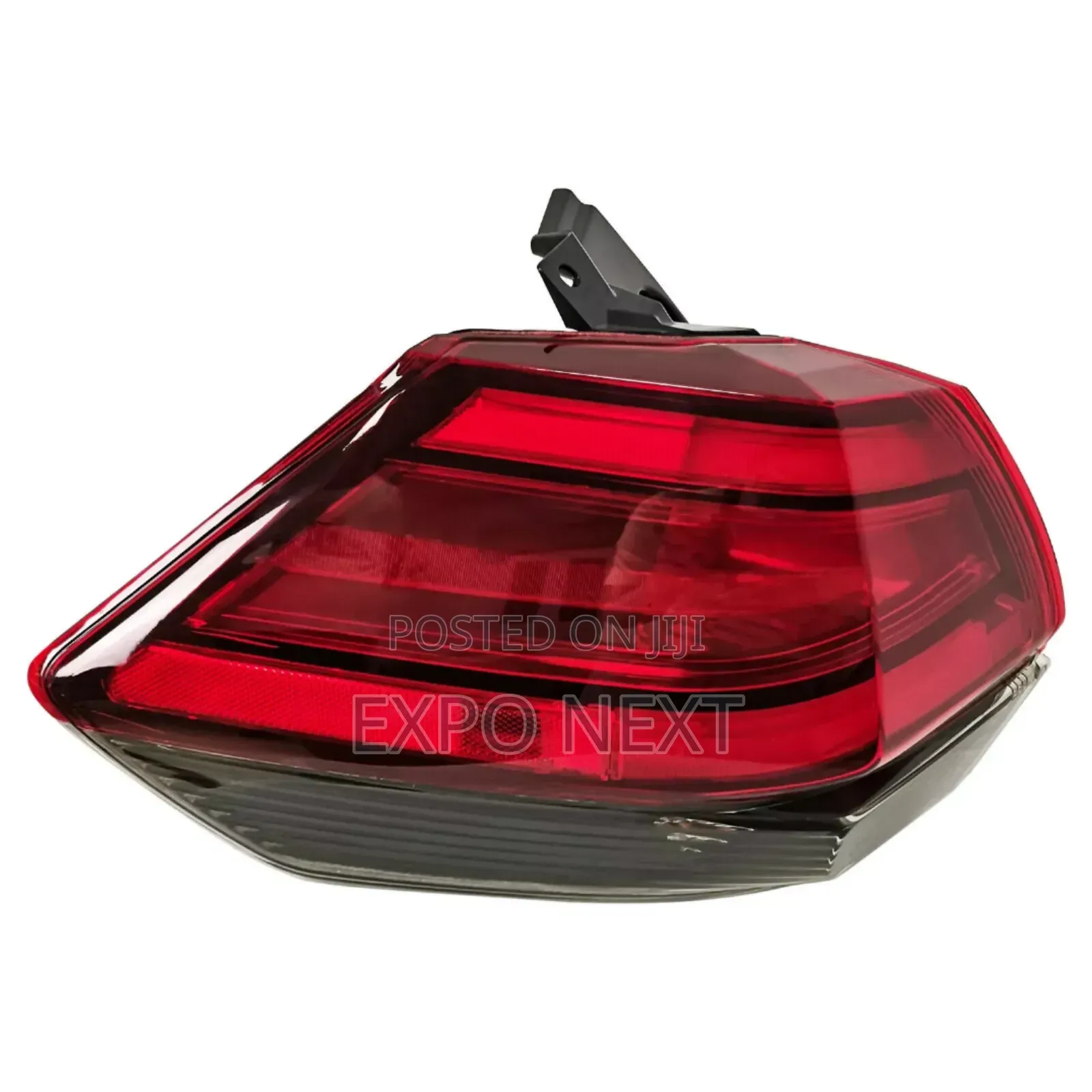 Halogen Tail Light Nissan Rogue 2017-2019
