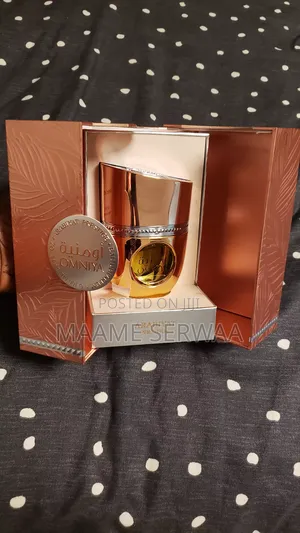 Omniya Perfume by Arabiyat Prestige