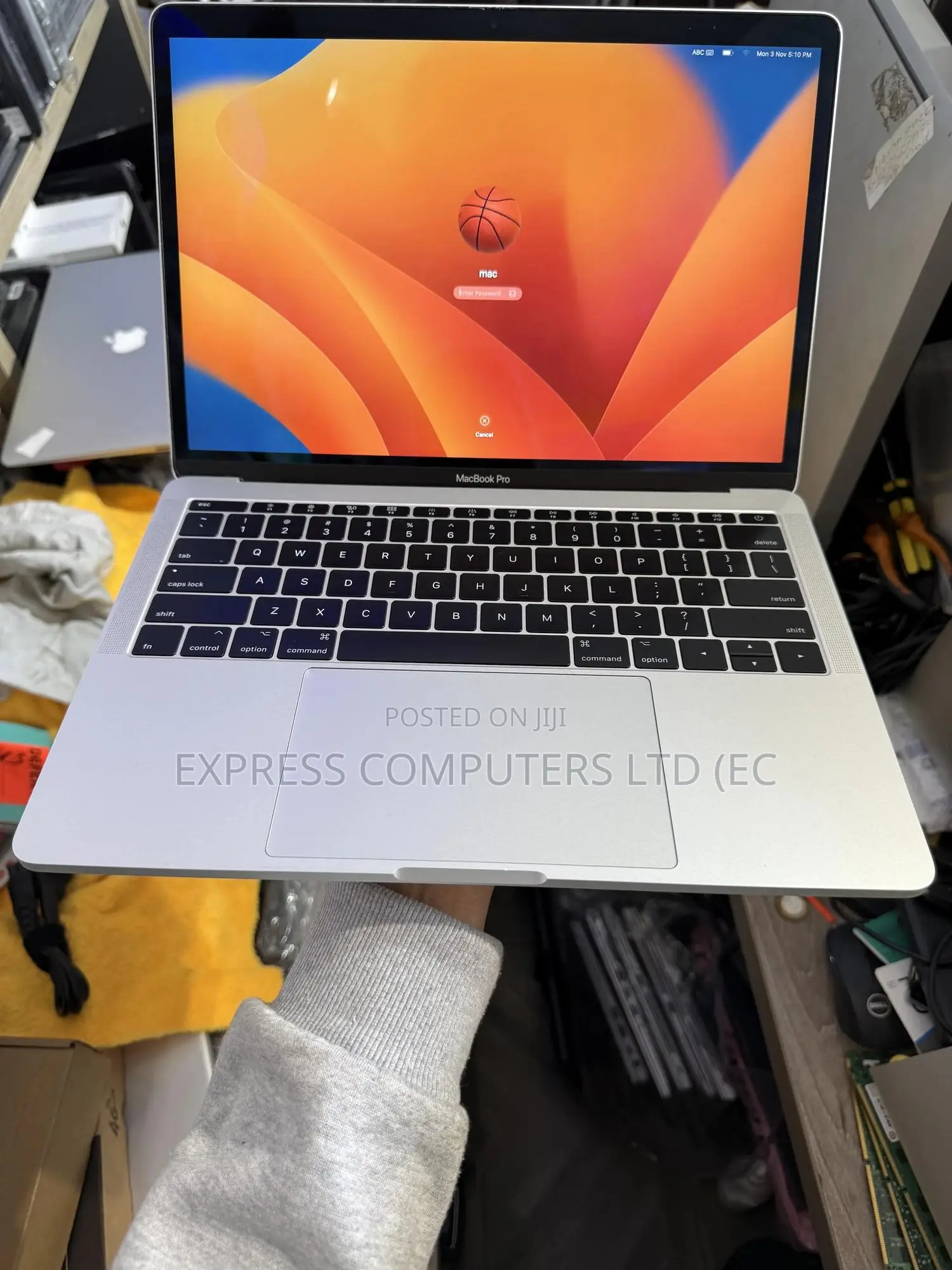 Laptop Apple MacBook Pro 2017 8GB Intel Core I5 SSD 256GB