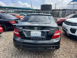 Mercedes-Benz C300 Sport 4Matic Sedan AWD (3.5L 6cyl 7A) 2013 Black