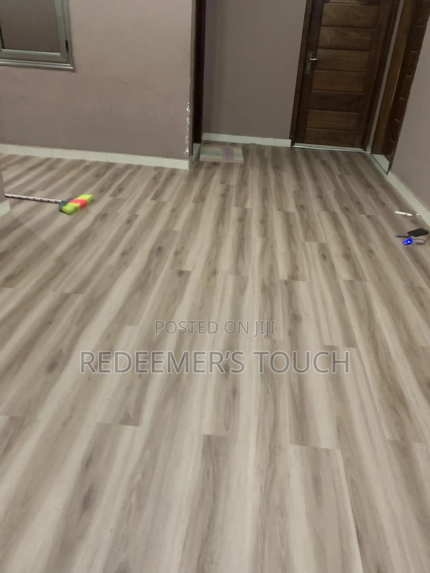 Vinyl Flooring Tiles