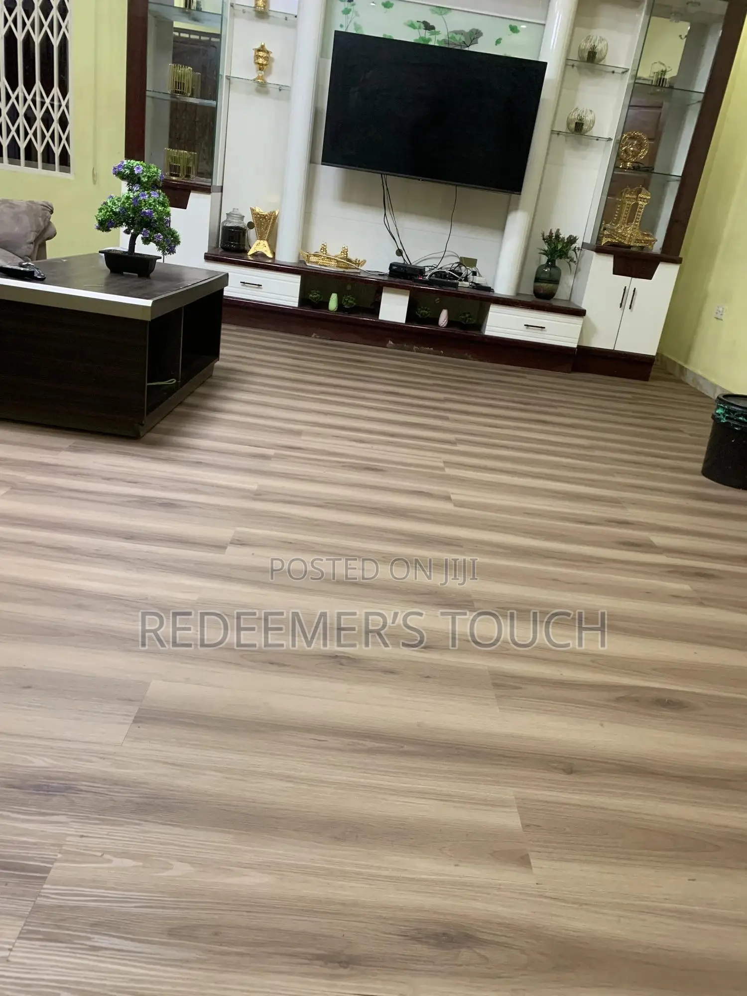 Vinyl Flooring Tiles