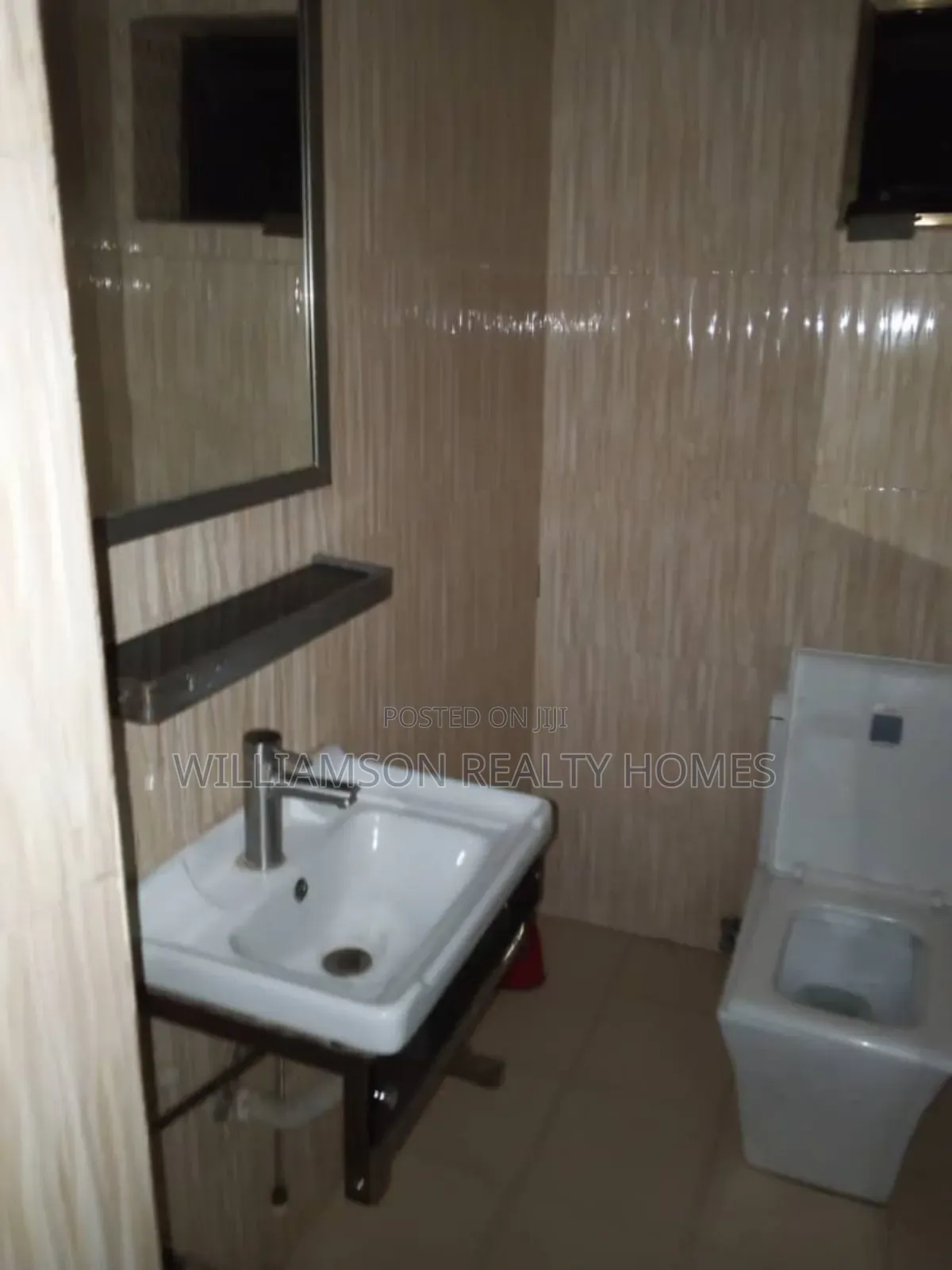 2bdrm Apartment in M.F Estate, Lashibi for rent