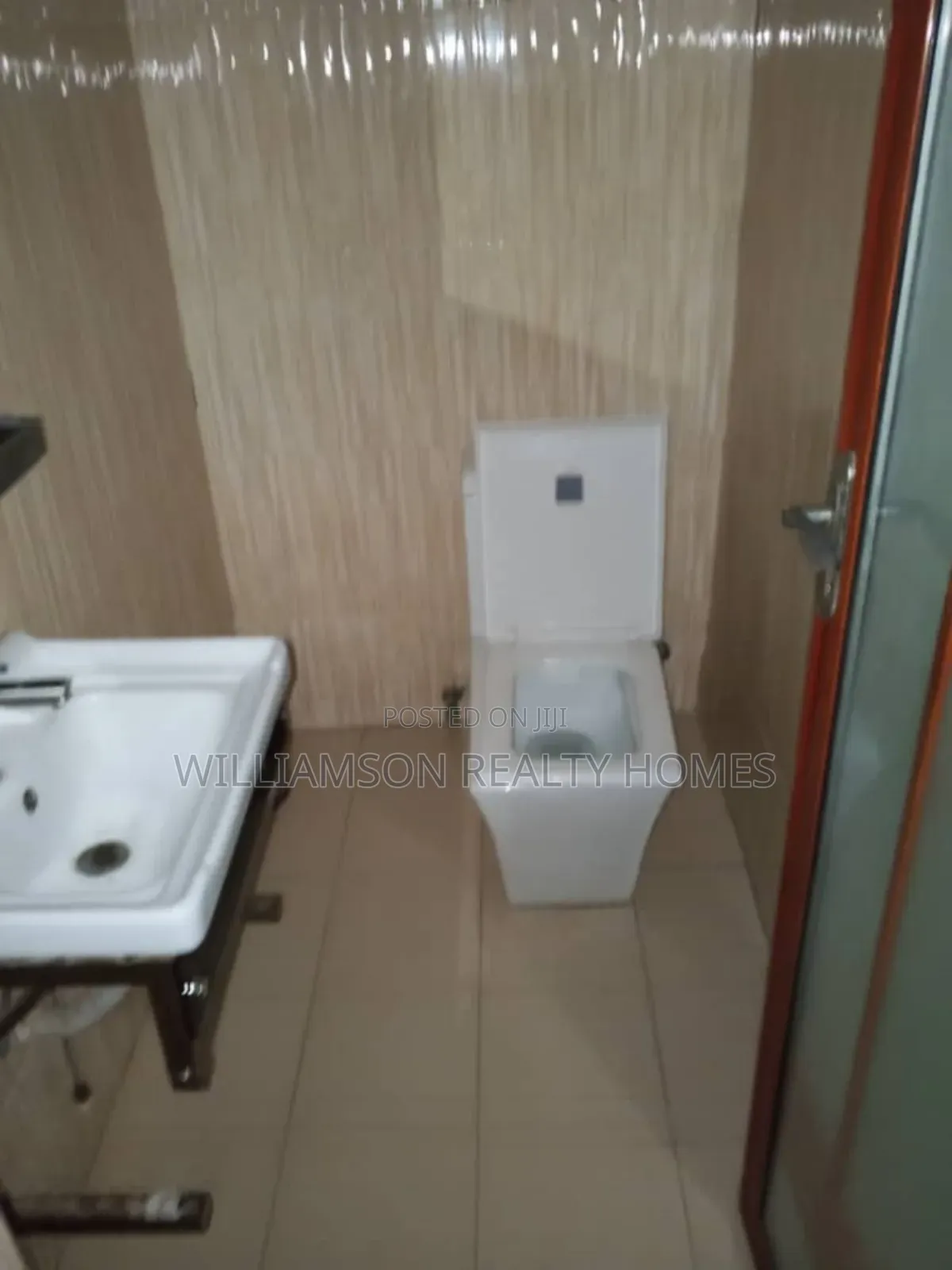 2bdrm Apartment in M.F Estate, Lashibi for rent