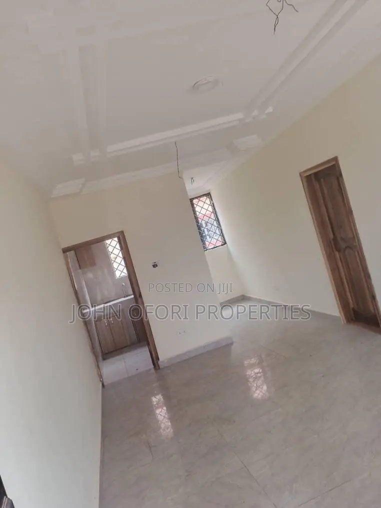 1bdrm Apartment in Ayeduase F N F Road, Kumasi Metropolitan for rent