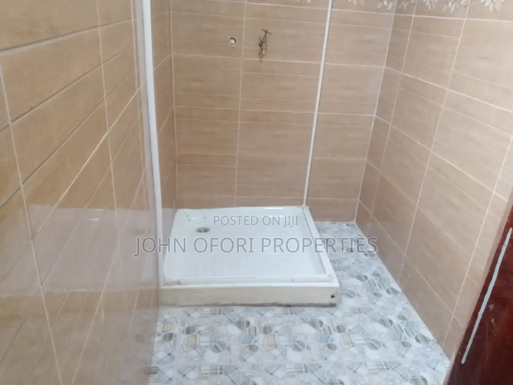 1bdrm Apartment in Ayeduase F N F Road, Kumasi Metropolitan for rent