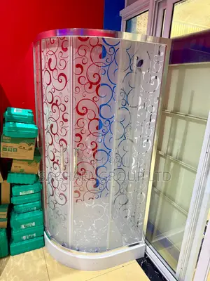 Elegant Shower Cubicle