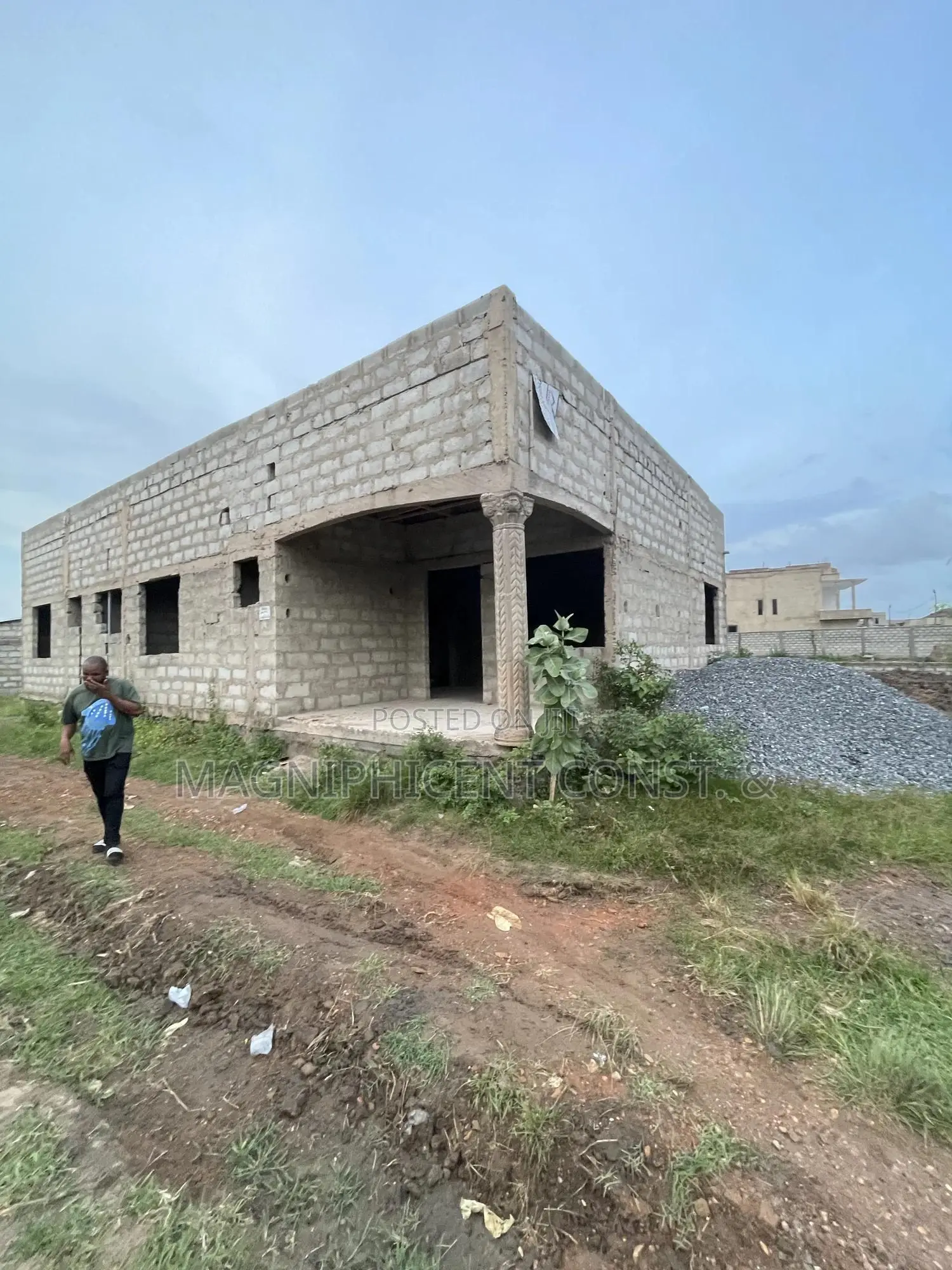 3bdrm House In Motorway, Ashaley Botwe For Sale
