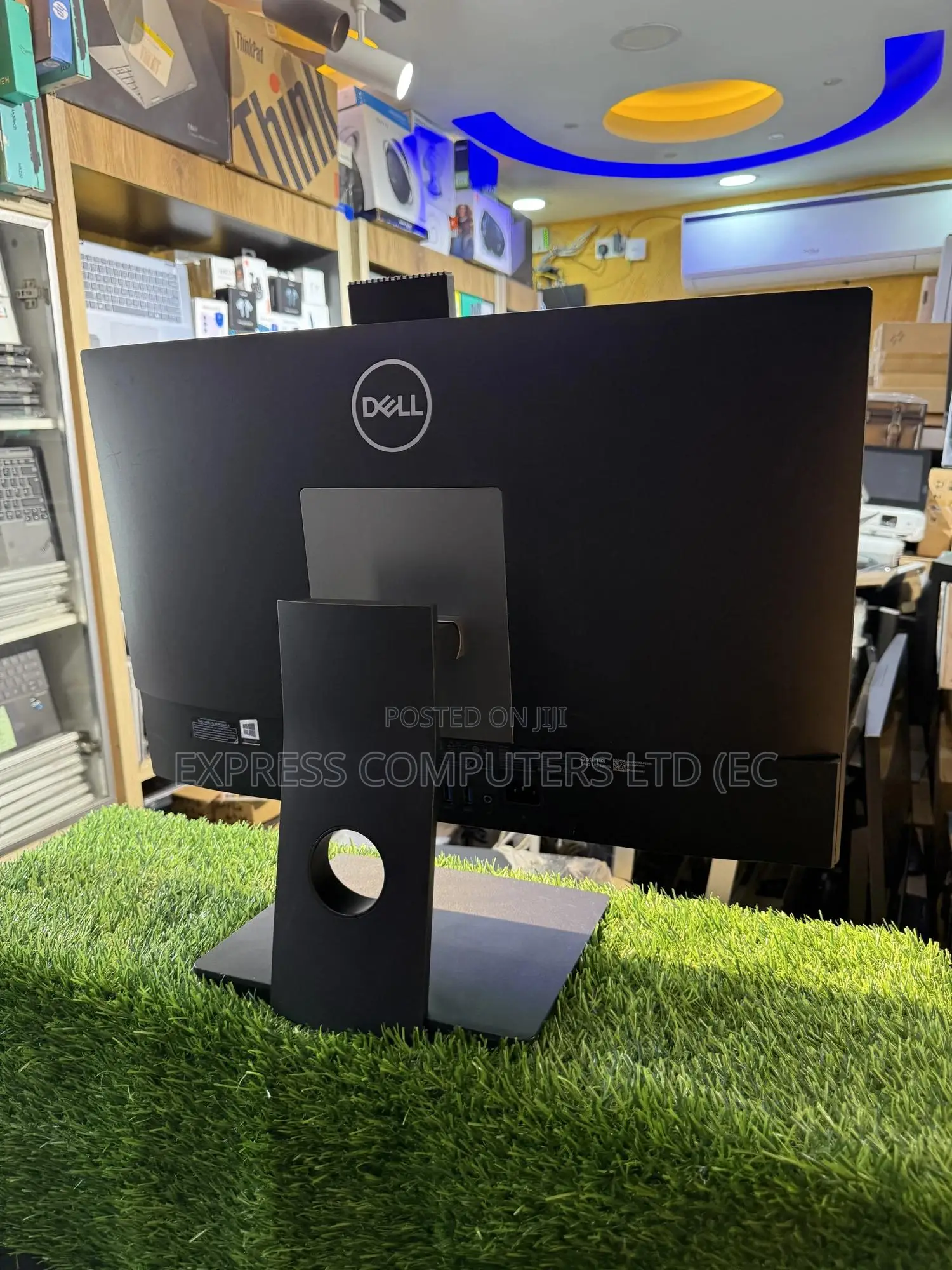 Desktop Computer Dell OptiPlex 5260 16GB Intel Core I5 SSD 512GB