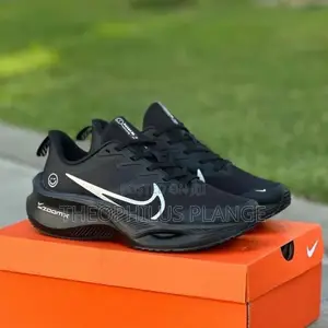 Original Nike Zoom Sneaker.
