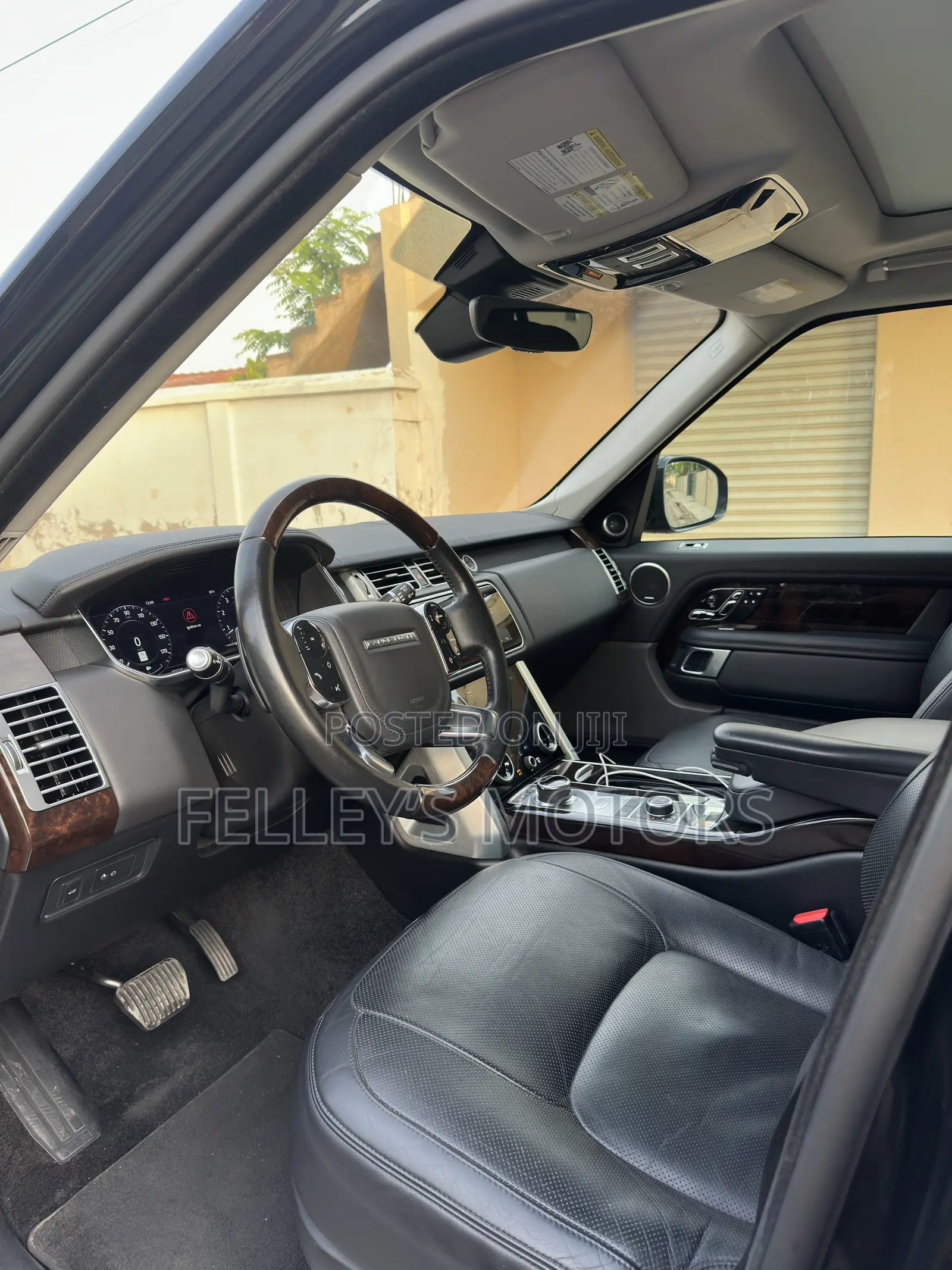 Land Rover Range Rover Vogue 2020 Black