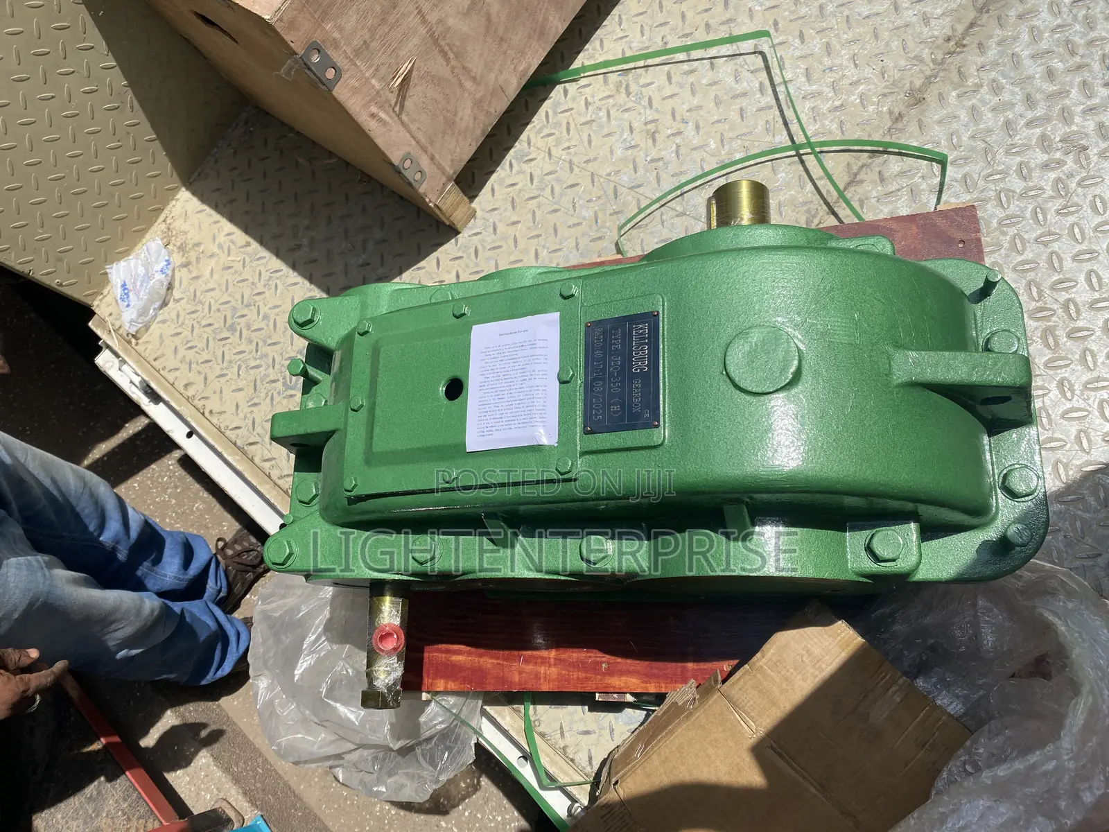 Brand New JZQ-350(H) Industrial Gearbox – 95kg