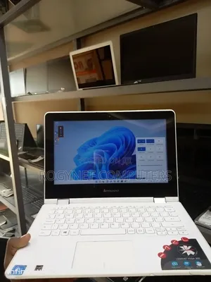 Laptop Lenovo IdeaPad 300 4GB Intel Celeron SSD 256GB