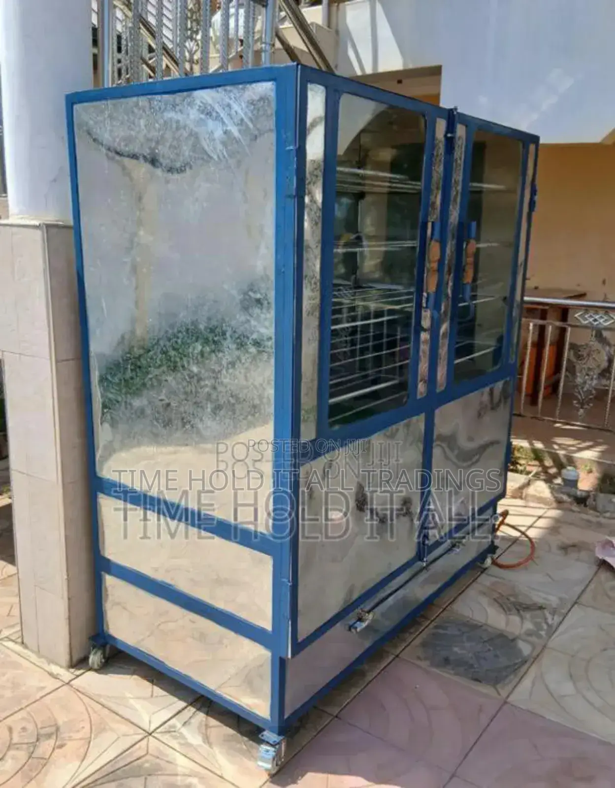Gas Oven for Baking and Grilling Meat and Fish