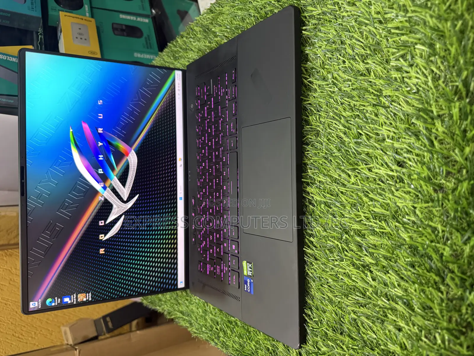 Laptop Asus ROG Zephyrus M16 GU603HR 24GB Intel Core I9 SSD 1T