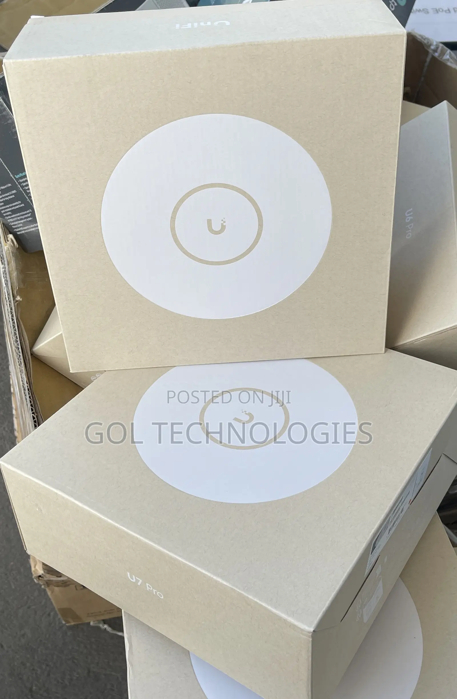 Ubiquiti's U7-Pro Tri-Band Wifi 7 Ceiling Access Point
