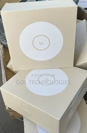 Ubiquiti's U7-Pro Tri-Band Wifi 7 Ceiling Access Point