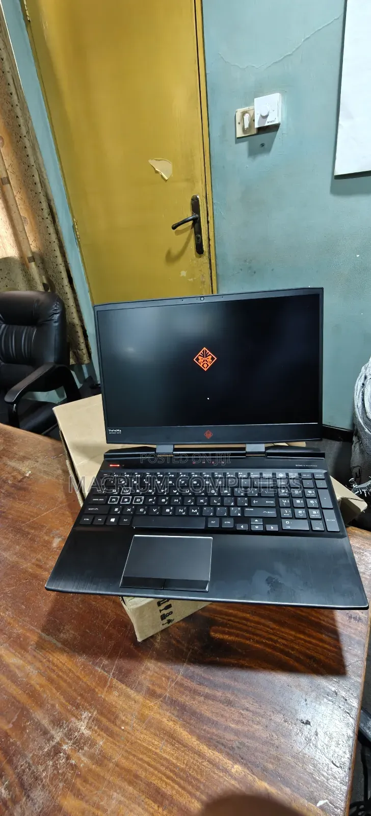 Laptop HP Omen 15-dh002nr 16GB Intel Core i7 SSD 512GB