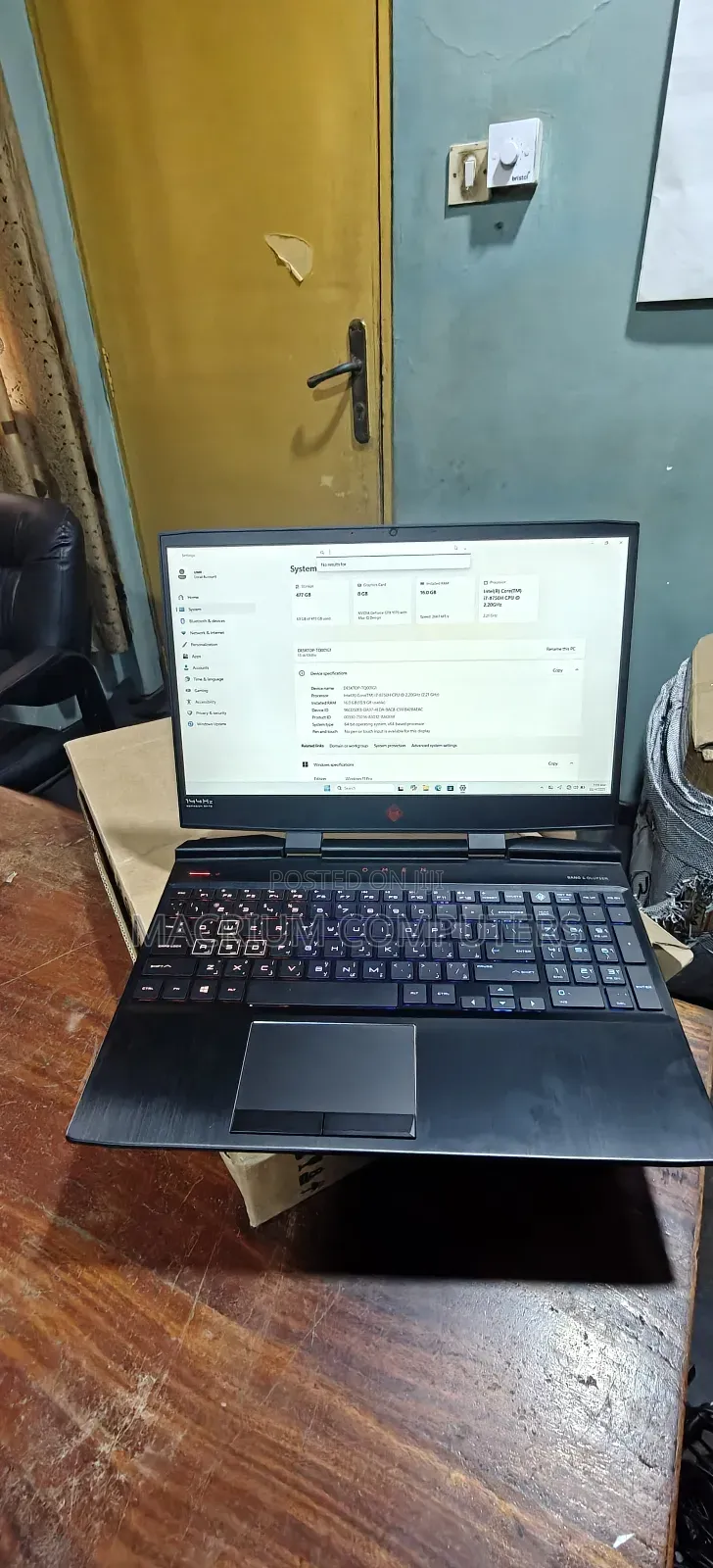 Laptop HP Omen 15-dh002nr 16GB Intel Core i7 SSD 512GB