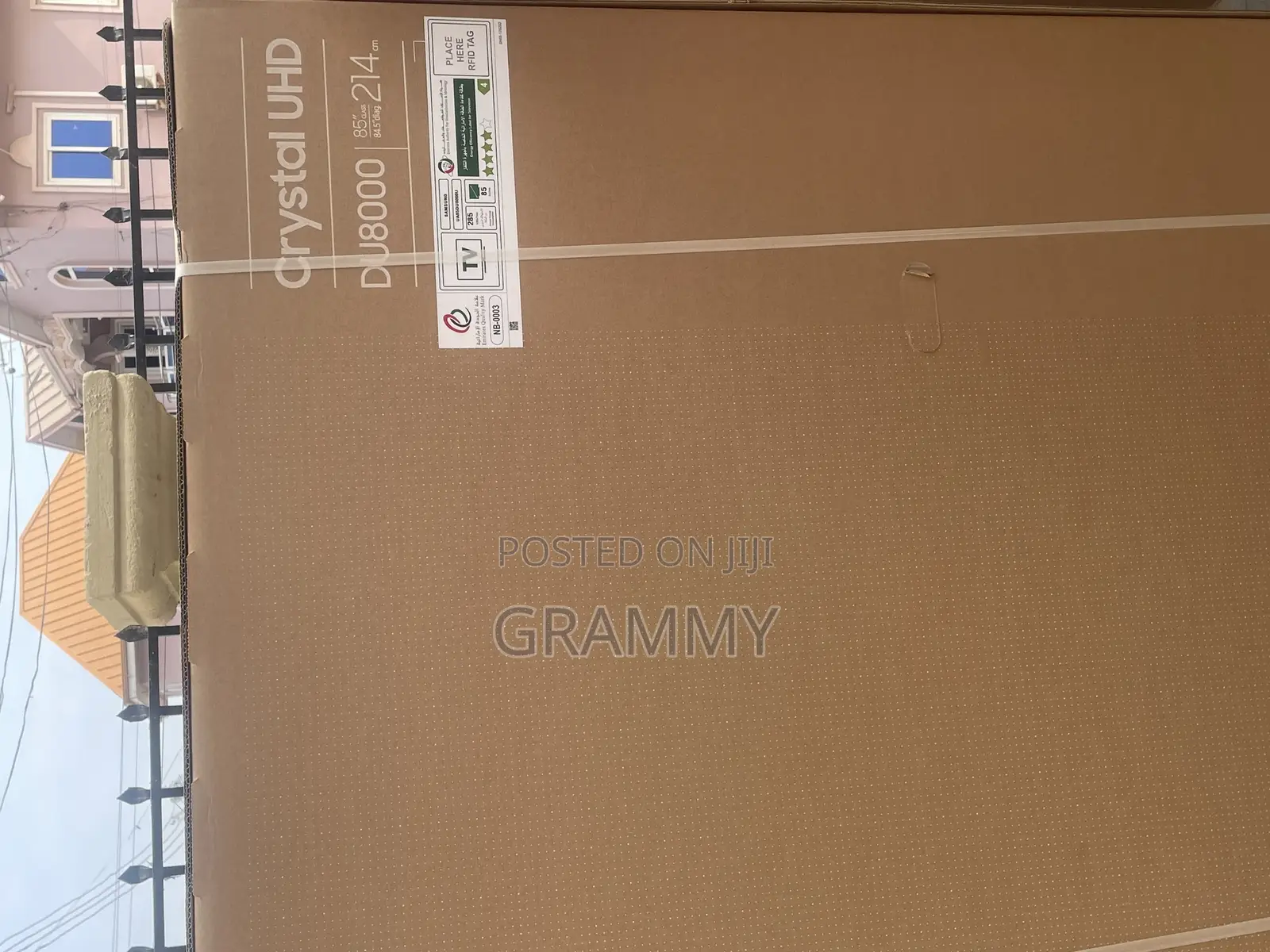 Brand New Crystal Uhd Du8000 Smart Tv 85 Inches