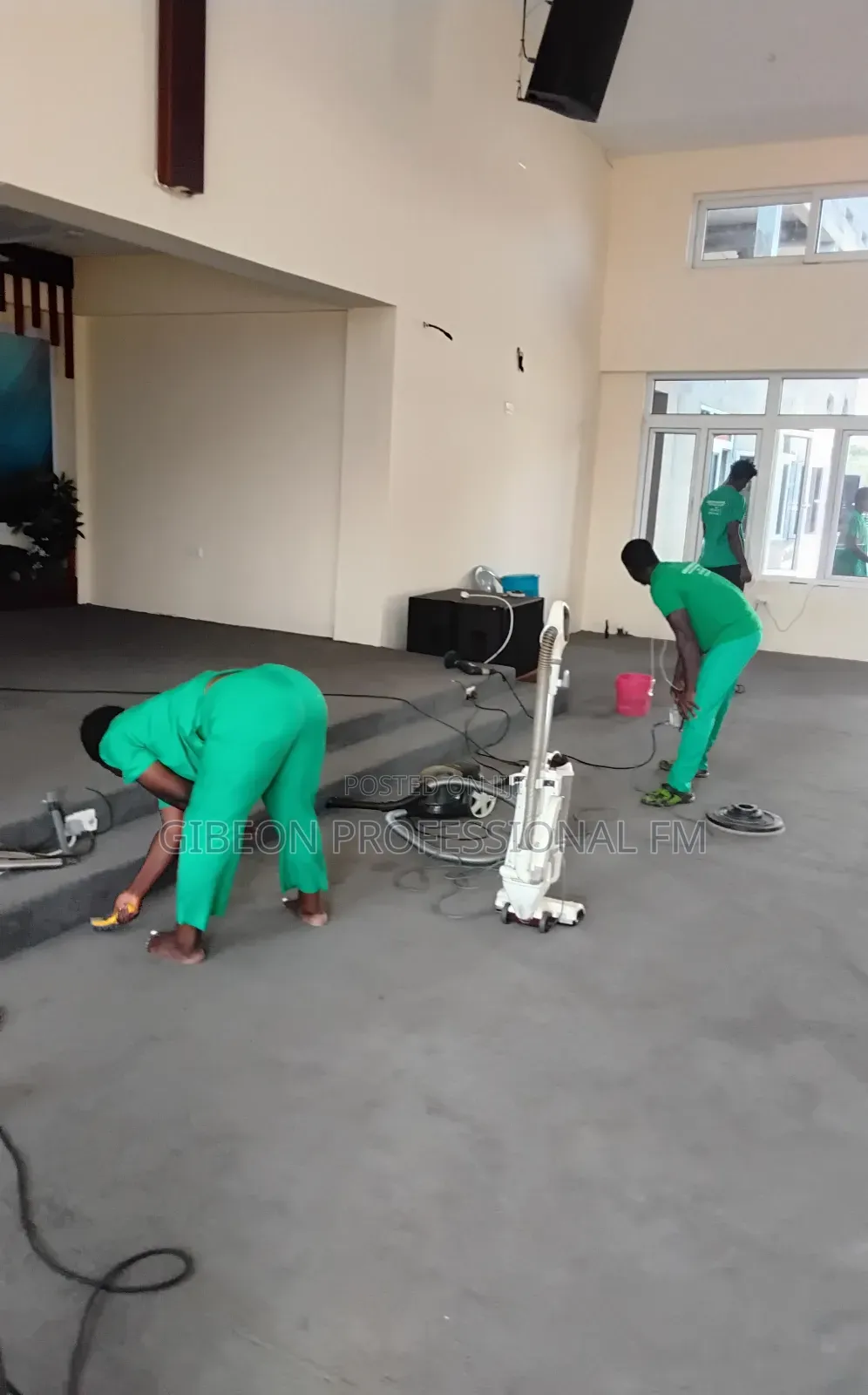 Professional Church Floor Carpet Dry Cleaning