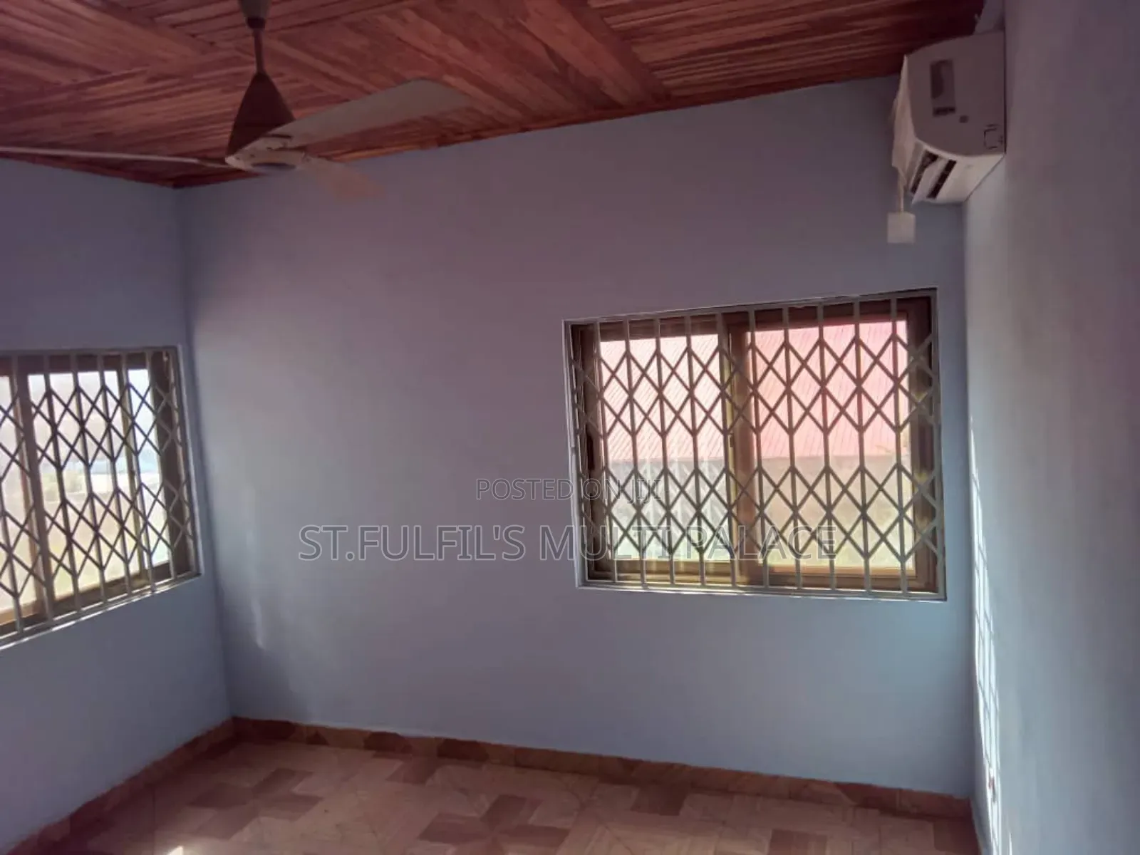 8bdrm House in Adenta Pantang Road for rent