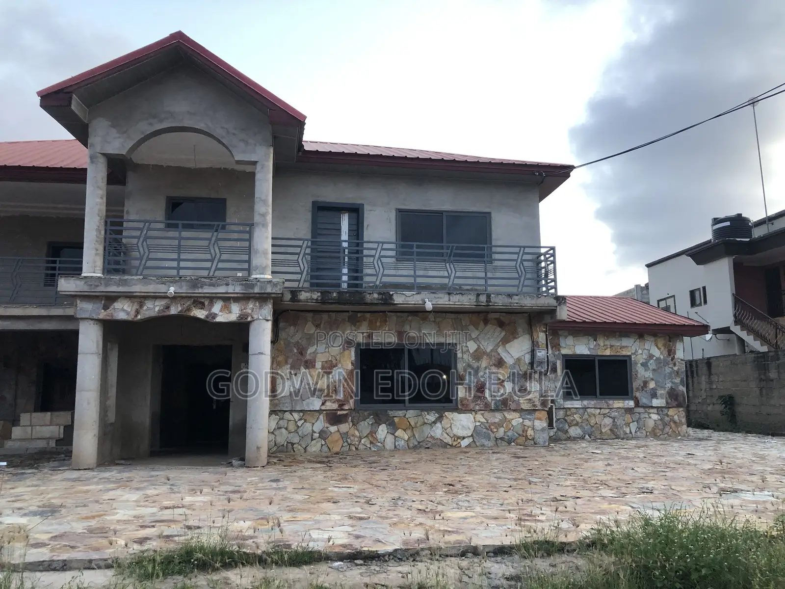 1bdrm Apartment in Botwe High Ways, School Junction for rent