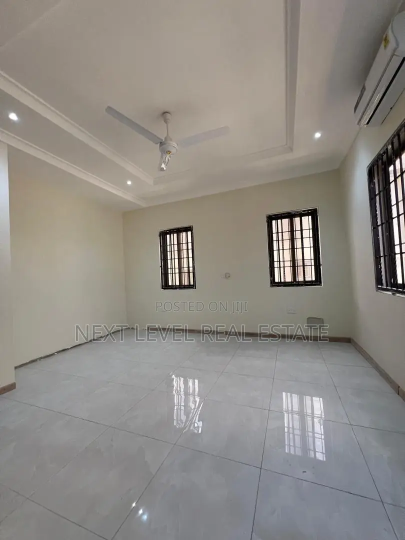 4bdrm Apartment in Adenta for rent