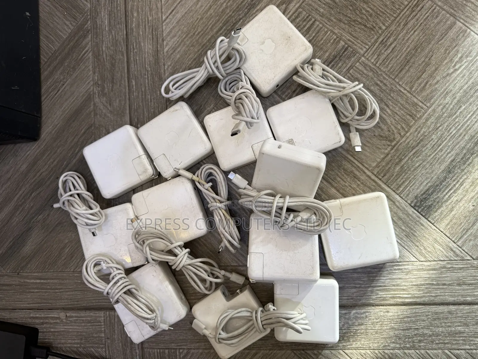 Apple Macbook Original 61/87 Watts Type C Home Used Chargers From Uk