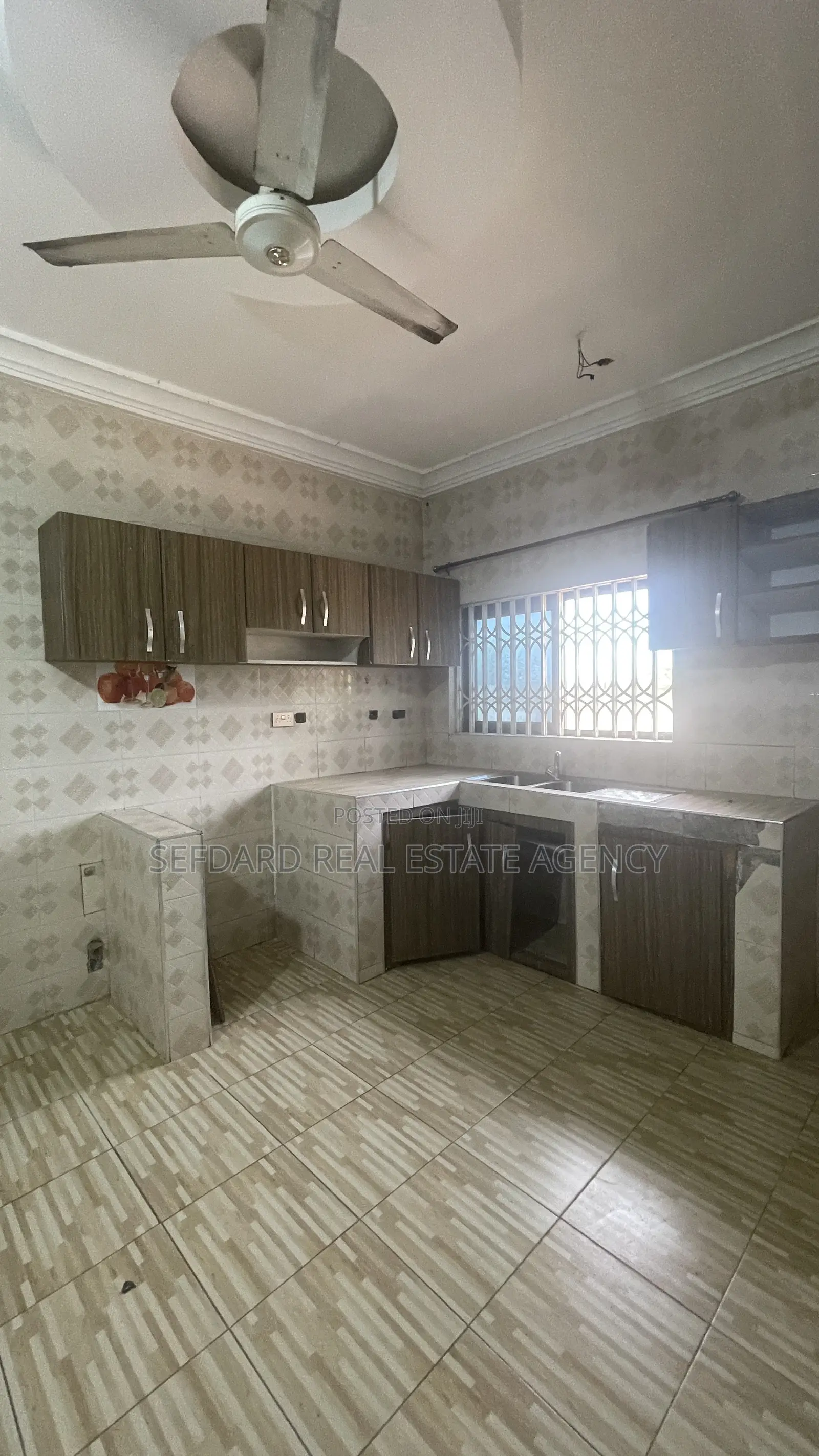 3bdrm Apartment in Amasaman for rent