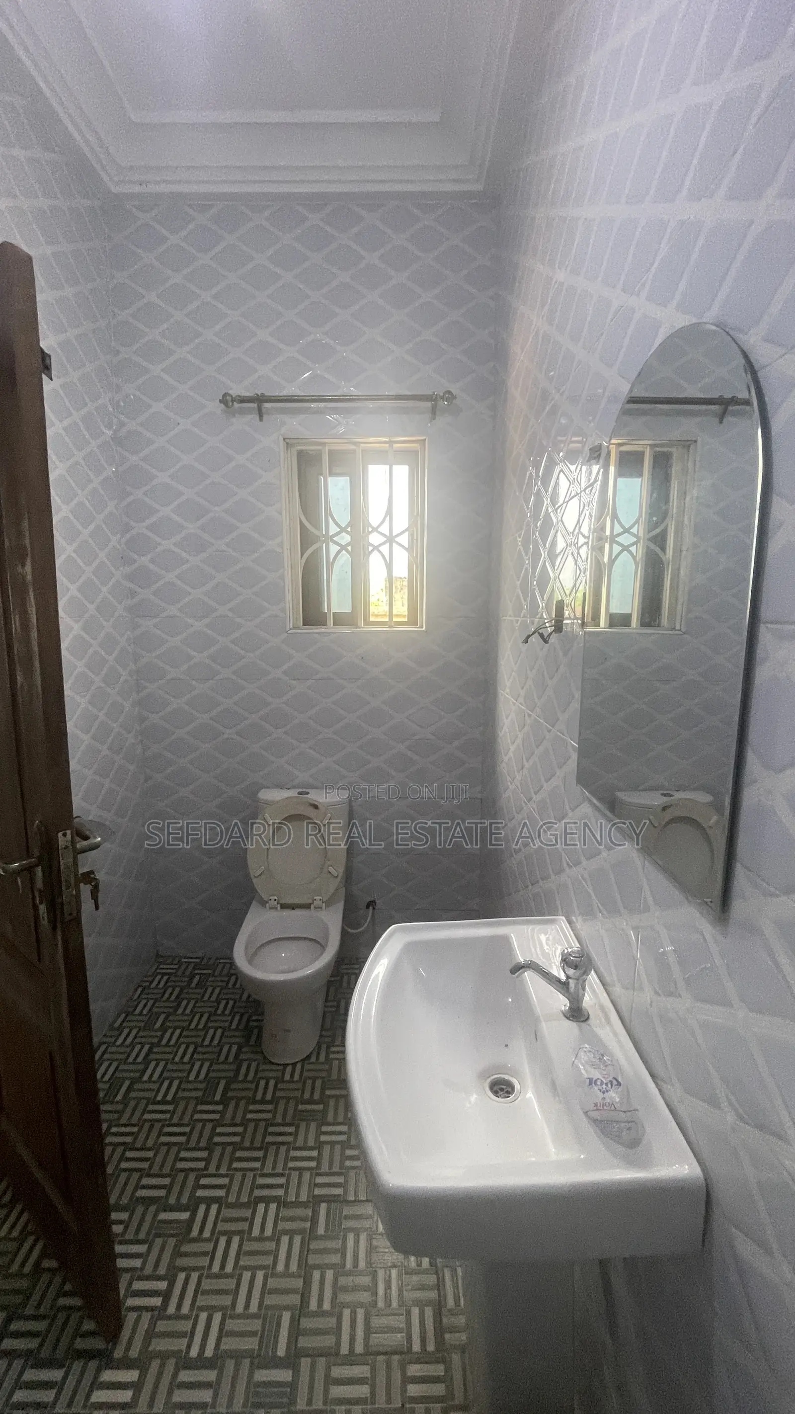 3bdrm Apartment in Amasaman for rent