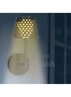 Solar Powered 5-in-1 Rechargeable Table Lamp Waterproof. Tvx23172