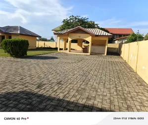6bdrm House in Teshie Nungua Estate for sale