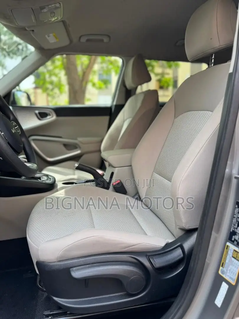 New Kia Soul EX 2024 Silver