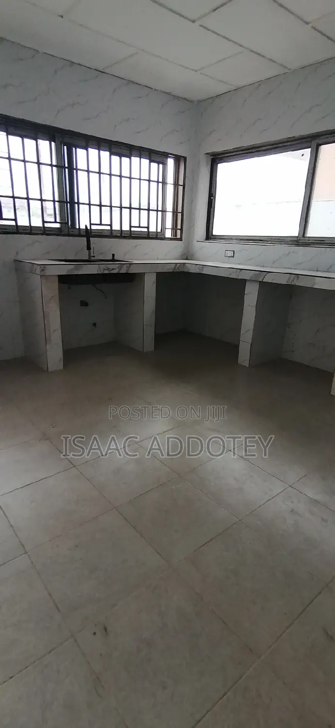 5bdrm House in Spintex Coastal for rent