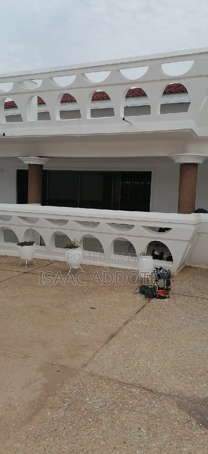 5bdrm House in Spintex Coastal for rent