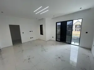 4bdrm House in Luxelooks Properties, Ashaley Botwe for sale