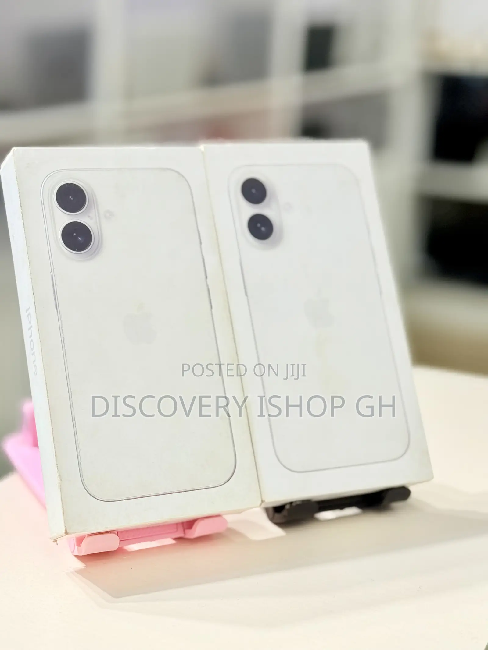 New Apple iPhone 16 128 GB White