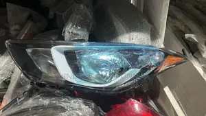 Hyundai Elantra 2015 Headlight