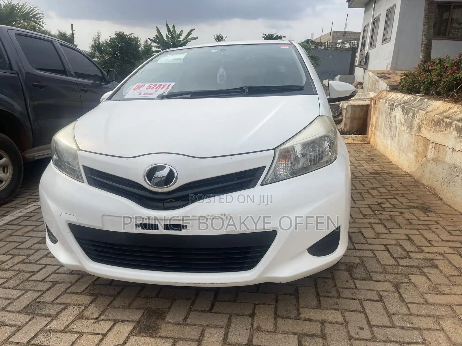Toyota Vitz 2014 White