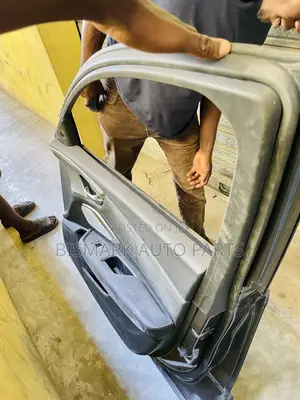 Acura RDX 2019-2020-2021-2022 Front Door Complete Right Side Aspec