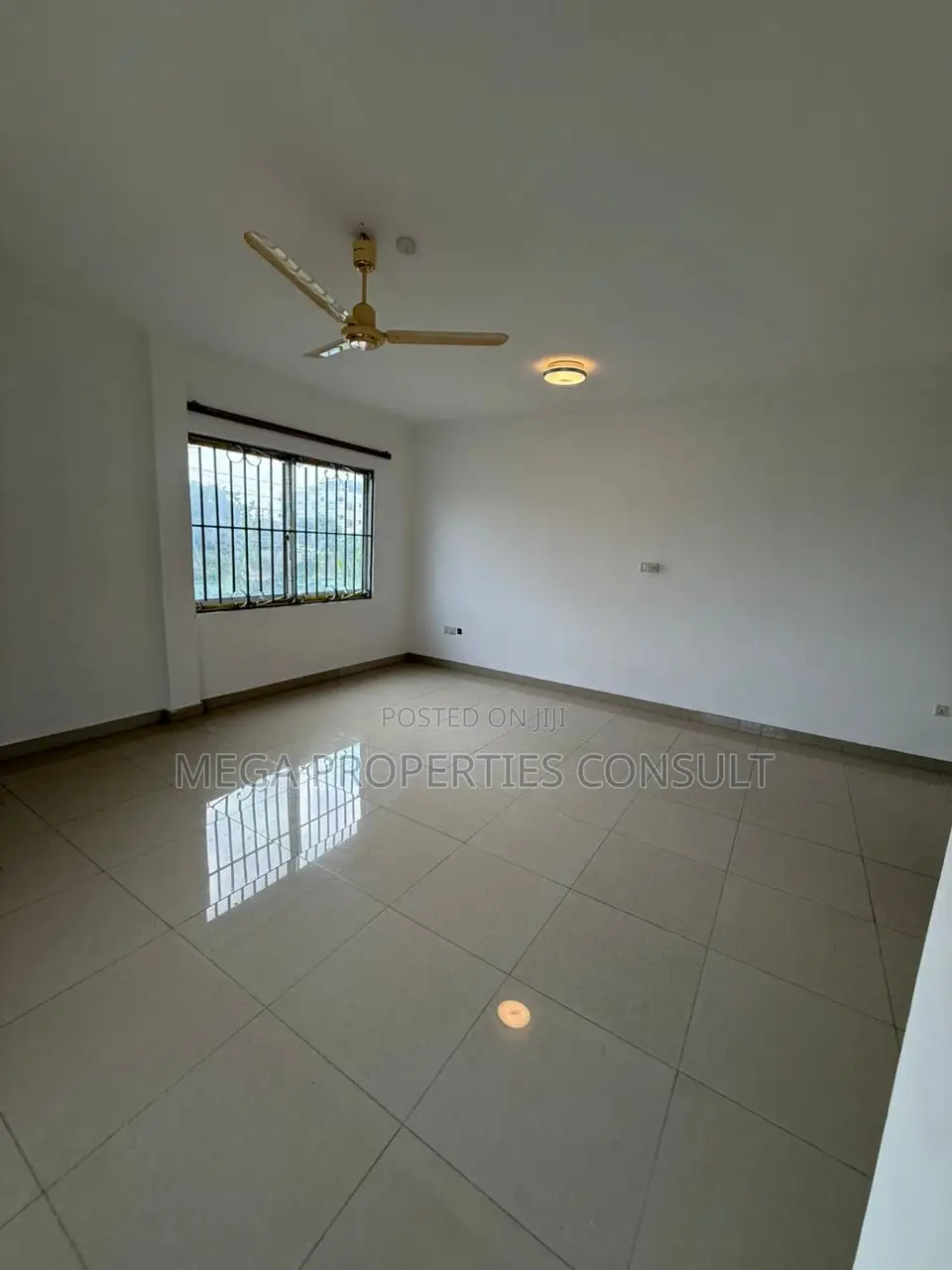 7bdrm House in Tema Metropolitan for rent