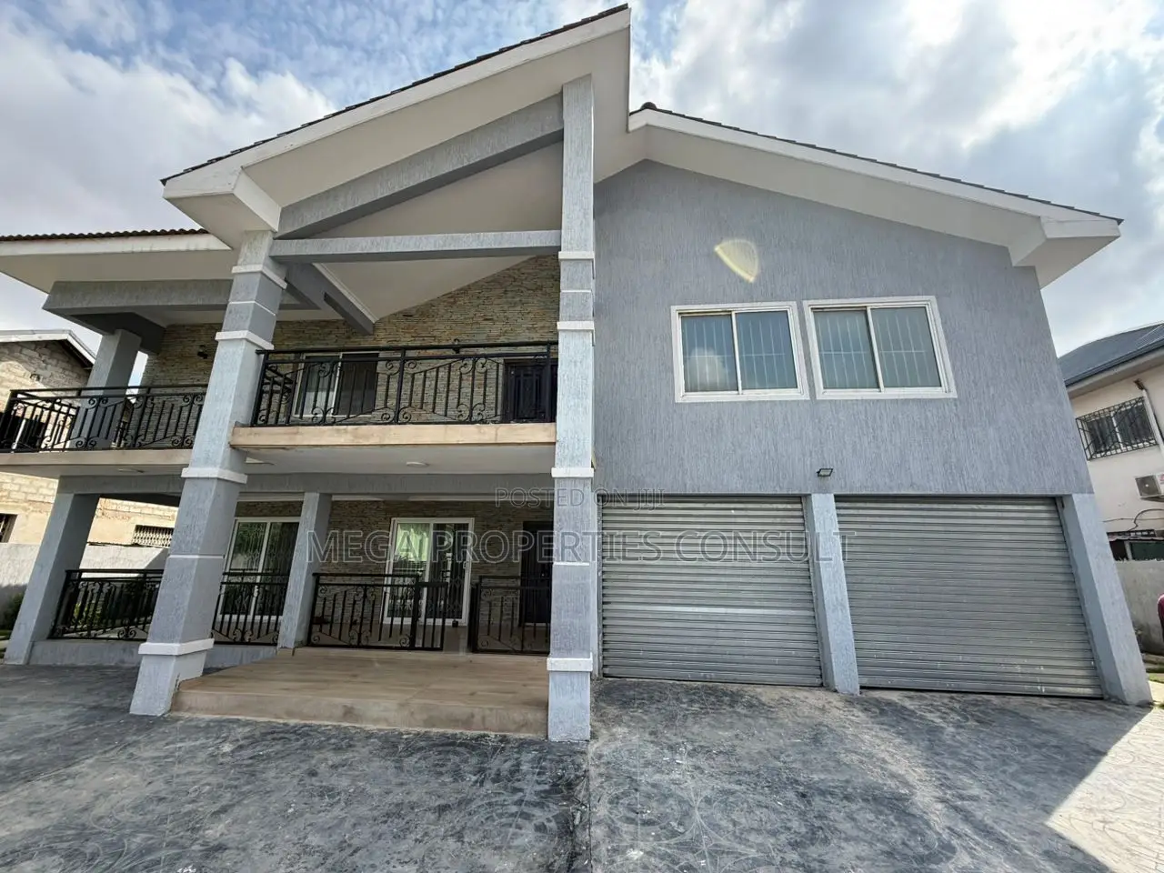 7bdrm House in Tema Metropolitan for rent